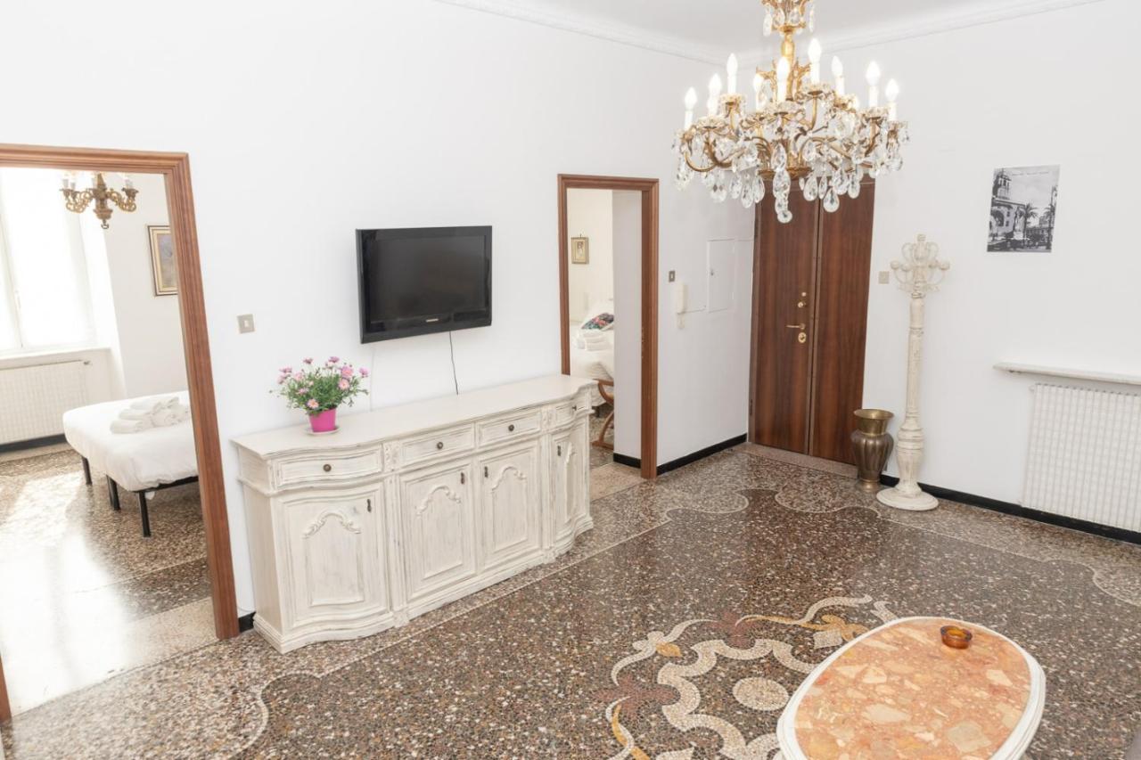 Living Sestri Airport Apartment เจนัว ภายนอก รูปภาพ