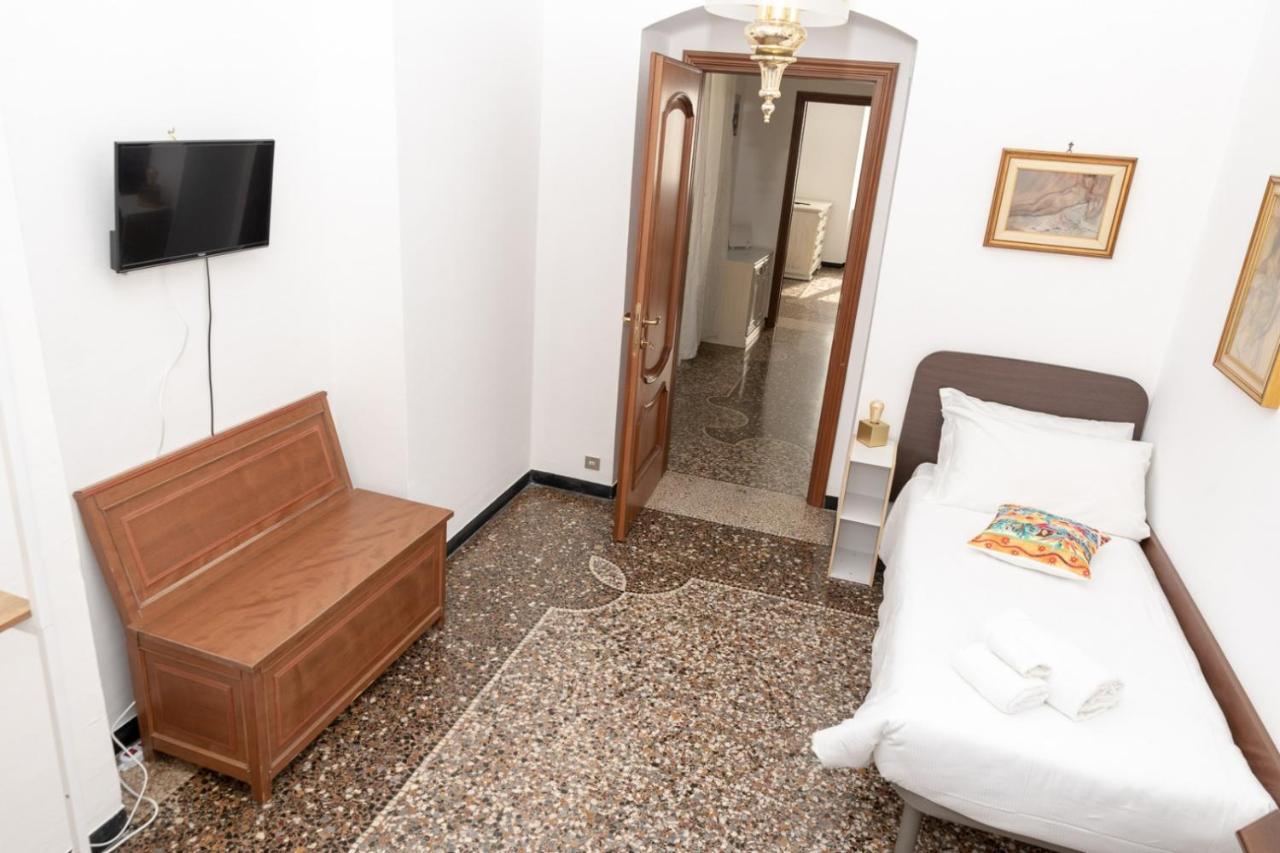 Living Sestri Airport Apartment เจนัว ภายนอก รูปภาพ